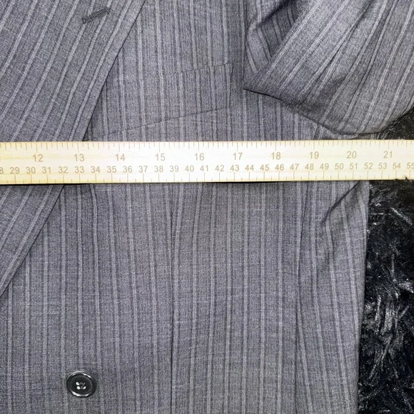 Ungaro Uomo Blazer Mens 44L Gray Pinstripe Wool Double Breasted Made Italy - Picture 5 of 13